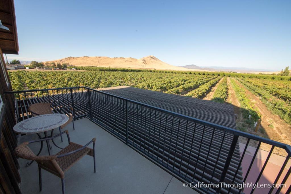 Bed and Breakfast Sequoia View Vineyard à Sanger Extérieur photo